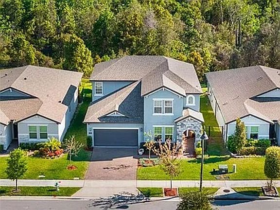 3rd image of 753 Daybreak Pl