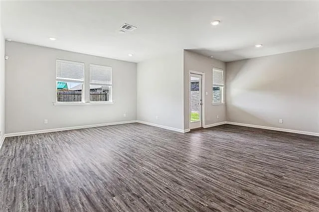 3635 Trestle Crossing Ave — Photo 5