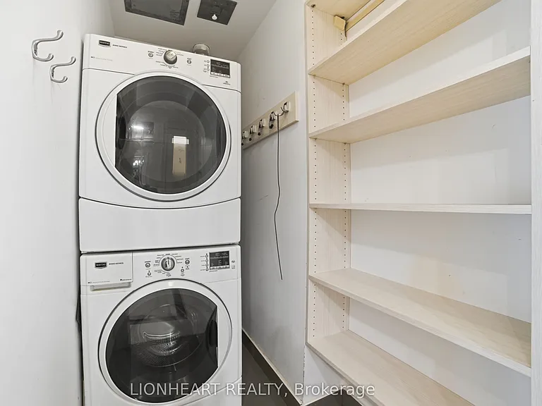 3500 Lakeshore Rd W #328C — Photo 12