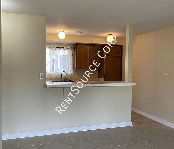 25000 Walnut St #12 — Photo 3