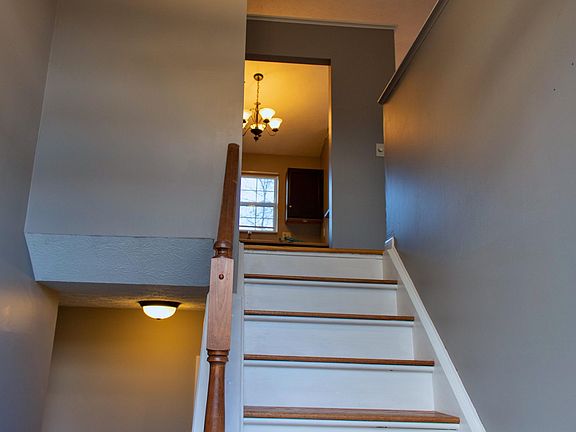 5th image of 9138 Hawksridge Dr