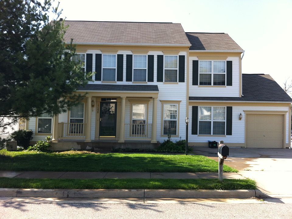1st image of 17220 American Elm Ct
