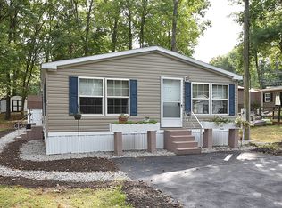 15 Rexmere Rd, Burrillville, RI 02839