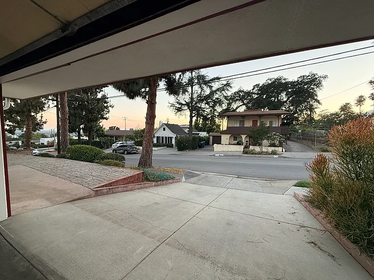410 N Canyon Blvd — Photo 70