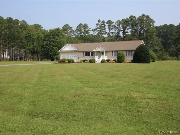 100 Celey Thomas Ln, Port Haywood, VA 23138
