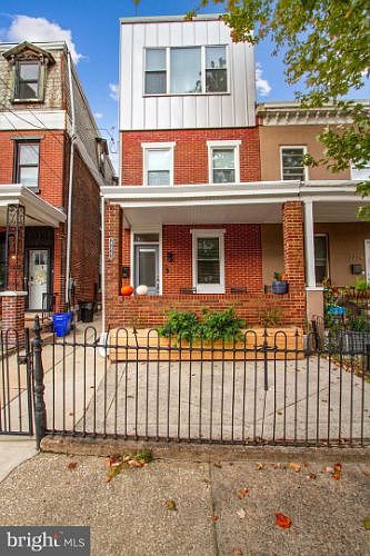 1st image of 2222 Trenton Ave