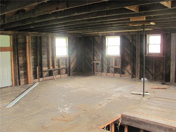 5th image of 125 Pellegrene Dr