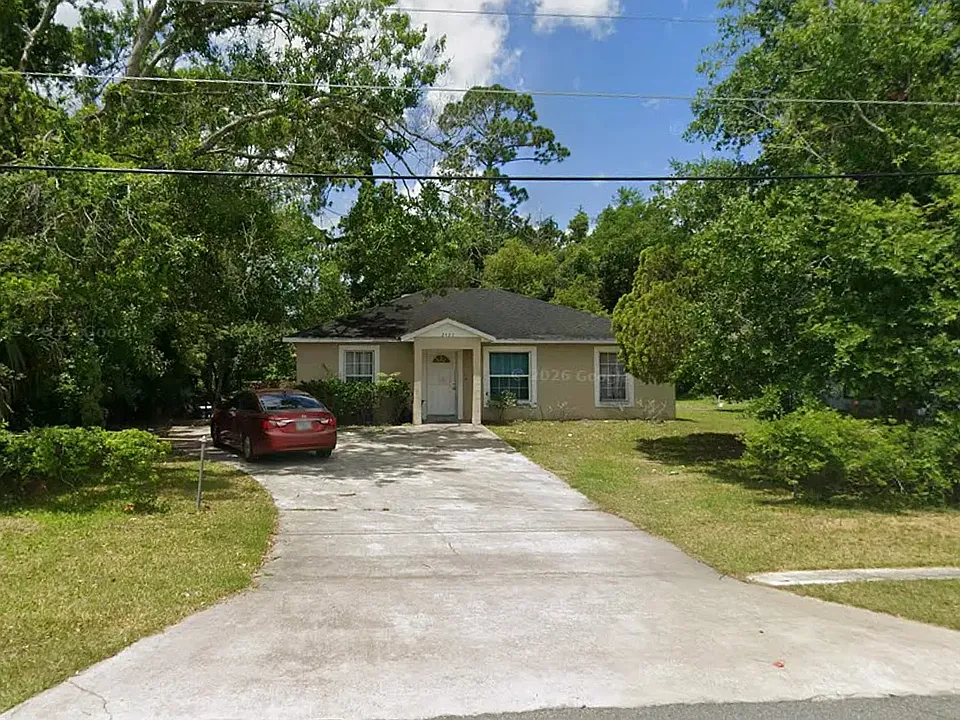 2426 Chase Ave