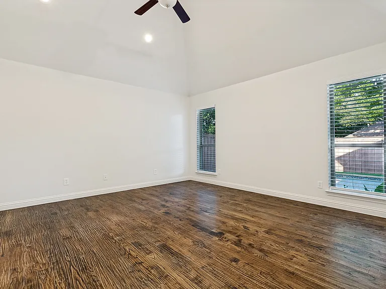 6900 Laramie Dr — Photo 11