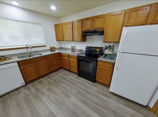 1231 Colorado St, Manhattan, KS 66502