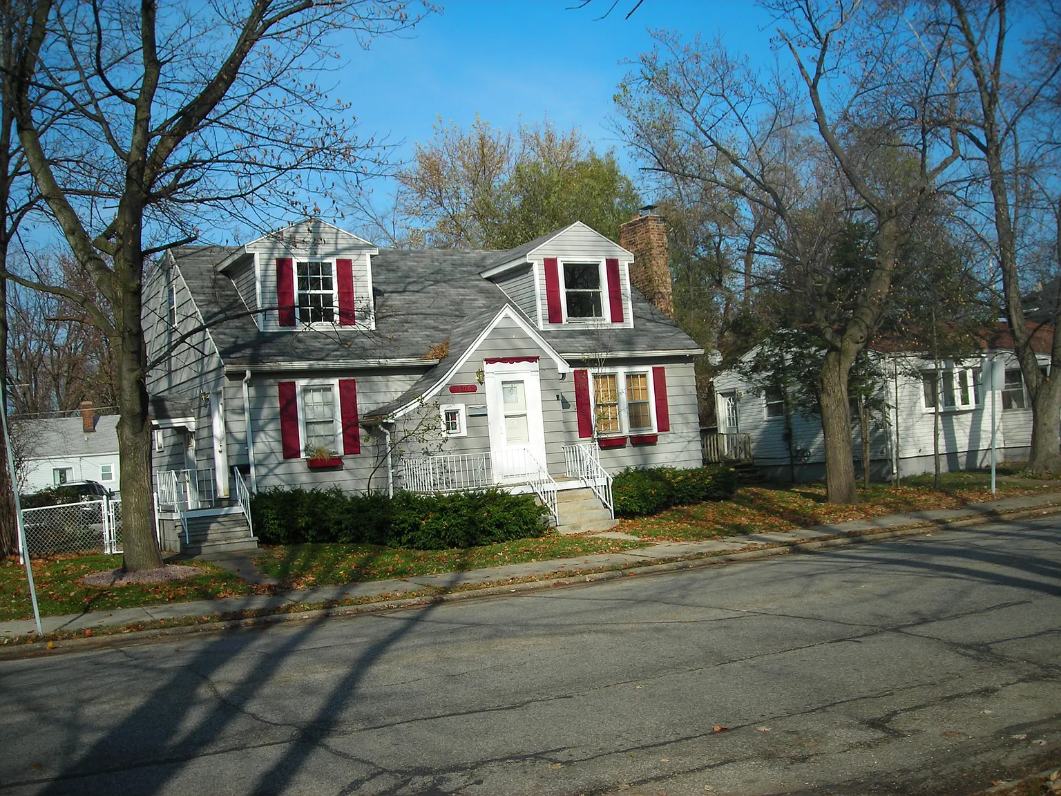 506 E Barker Ave photo 1