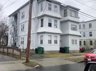 19 Mary St, Chicopee, MA 01020