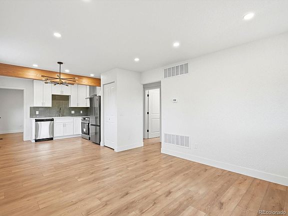 5th image of 3150 W Alaska Place