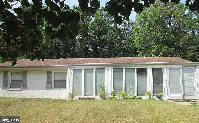 1327 Wilson Rd photo 1