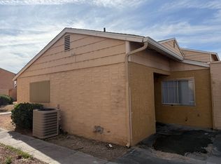 5206 Golden Ln APT B, Las Vegas, NV 89119