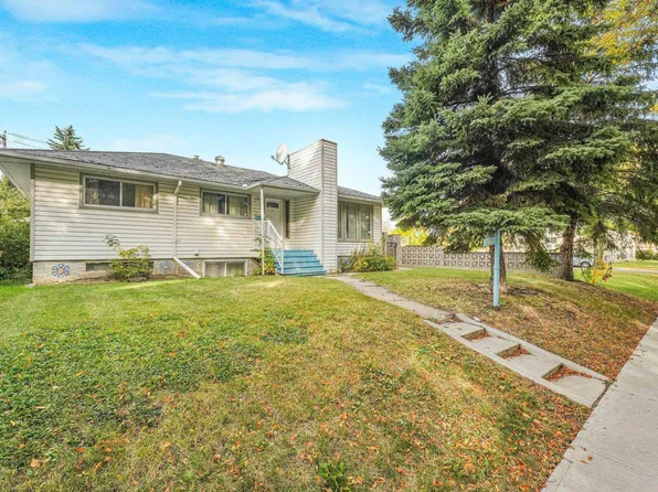 11716 130th St NW, Edmonton, AB T5M 1A8