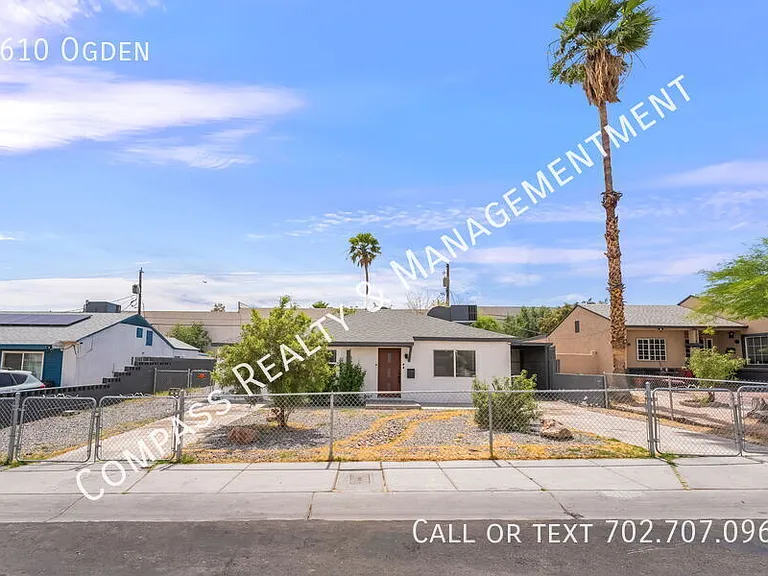 1610 E Ogden Ave — Photo 16