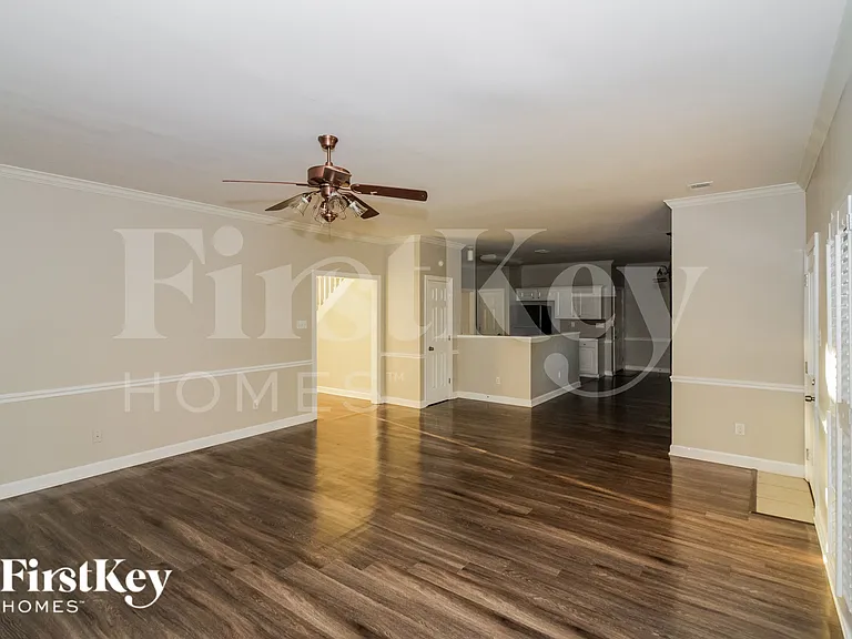 8968 Keighley Cv — Photo 3