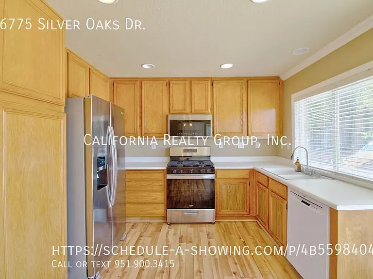 26775 Silver Oaks Dr — Photo 15