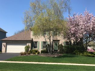 1721 Greene Ridge Dr, Naperville, IL 60565