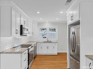 122 North St #1, Guilford, CT 06437