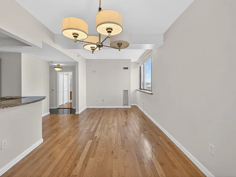 169 Monsignor Obrien Hwy #505 — Photo 9