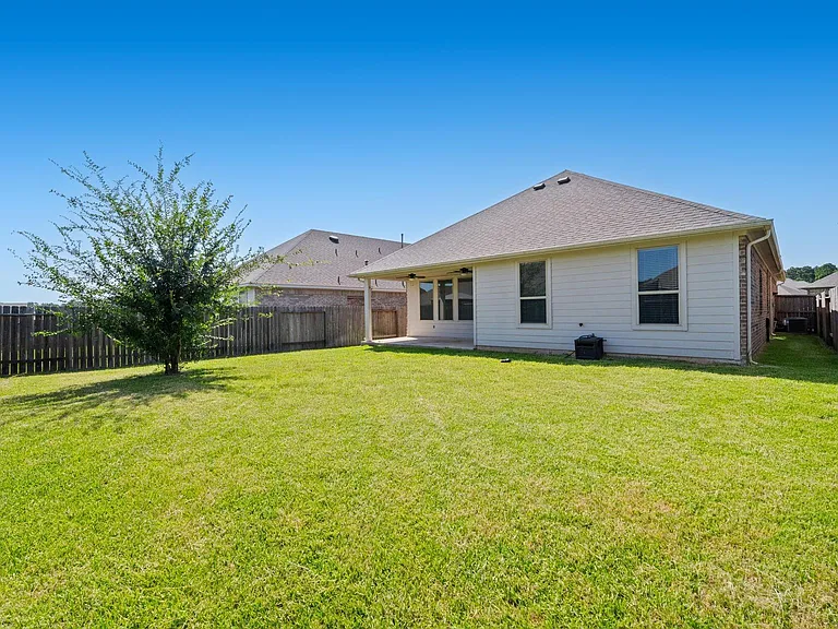 1388 Grays Gully Dr — Photo 21