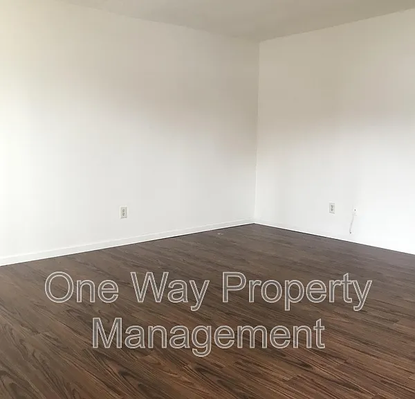 1401 W Allison Rd #3 — Photo 3