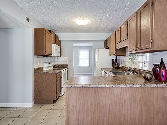 4th image of 4350 Coopers Creek Dr SE