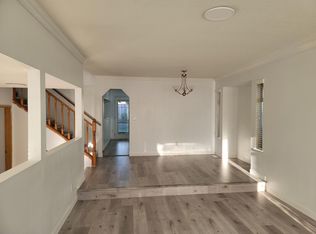 23023 Olund Cres, Maple Ridge, BC V2X9L3