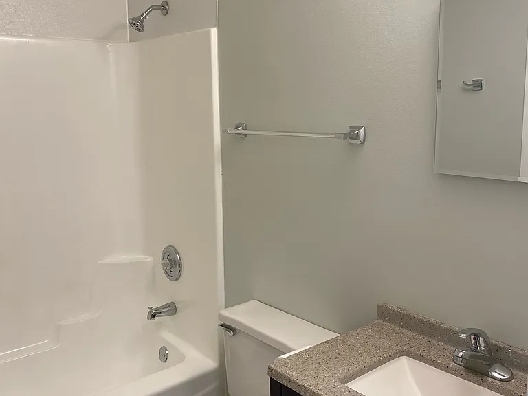 803 Anita Ave #201 — Photo 4