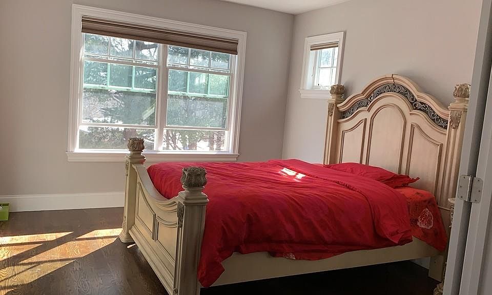 2nd image of 333 Country Club Rd #0