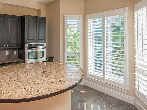 5th image of 509 W Bay St #106/206