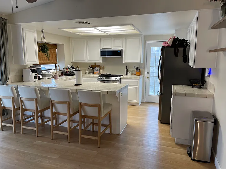 4147 E Avenue Q14 — Photo 5
