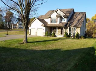 224 Dryden Rd, Stroudsburg, PA 18360