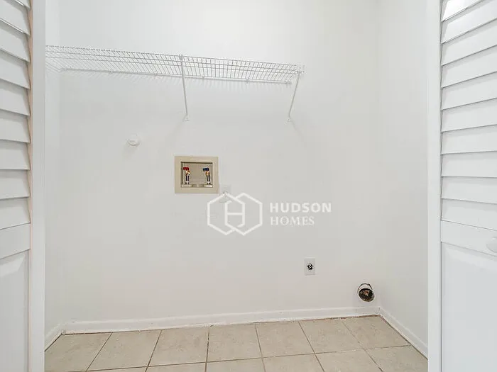 900 Hyacinth Cove Ct — Photo 22