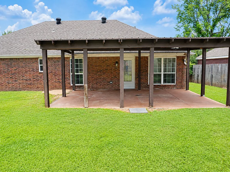 5601 E Country Rdg — Photo 16