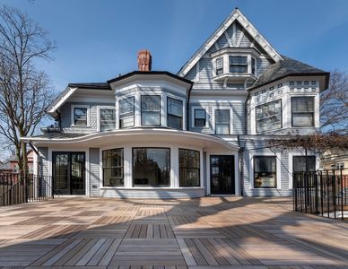 232 Kent St, Brookline, MA, 02446