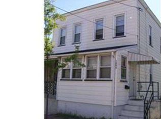 1006 W 4th St, Florence, NJ 08518