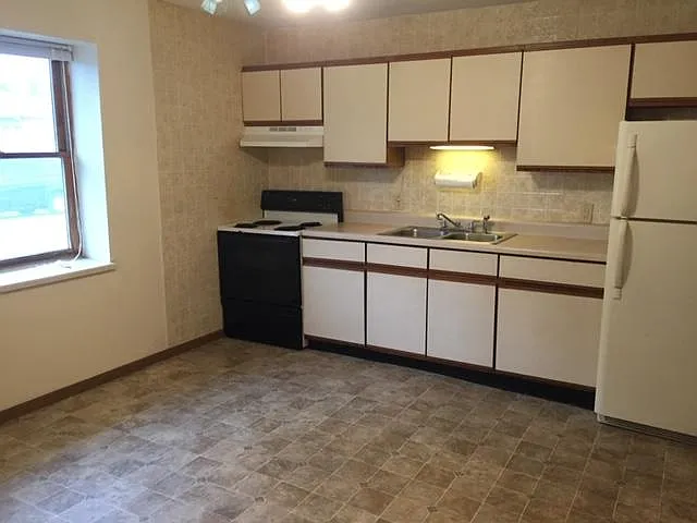 2 bed, 680 sqft, $975 — Photo 3