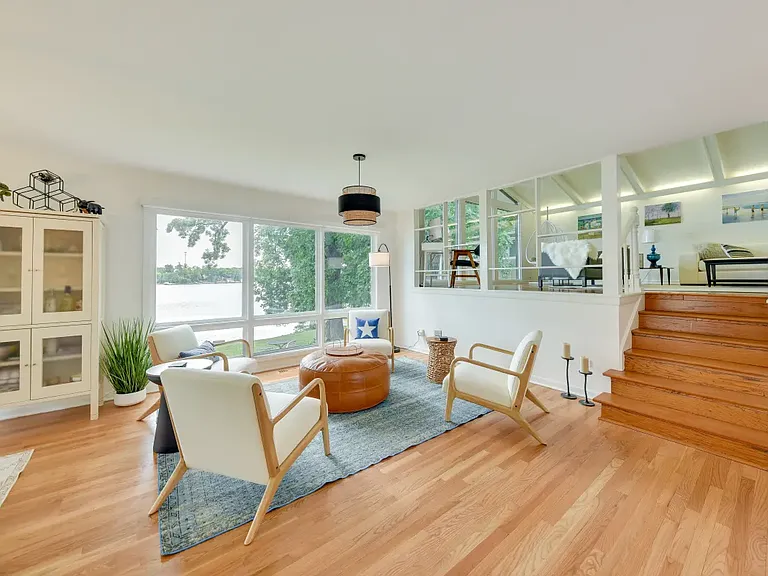 33460 N Lakeview Ct — Photo 8
