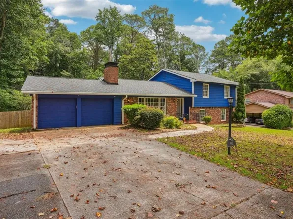 613 Rays Rd, Stone Mountain, GA 30083