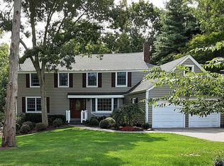 6 Brewster Hill Rd, East Setauket, NY 11733