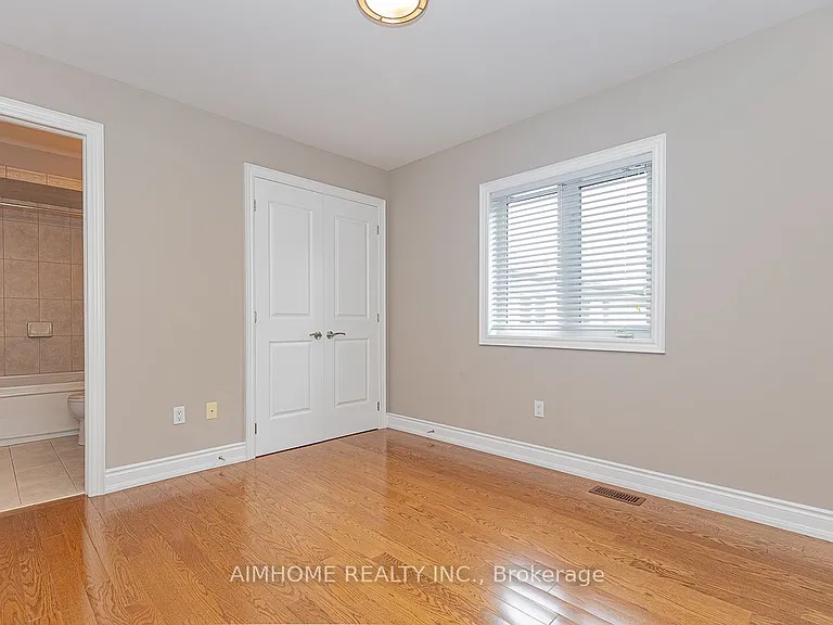 395 Princess Ave — Photo 19