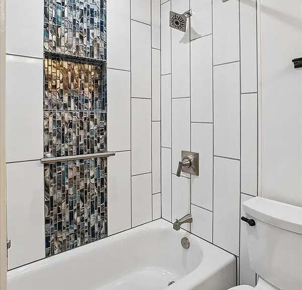 9518 Southern Cross Ln — Photo 16