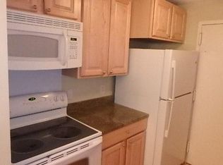 19 Village Hill Ln APT 2, Natick, MA 01760