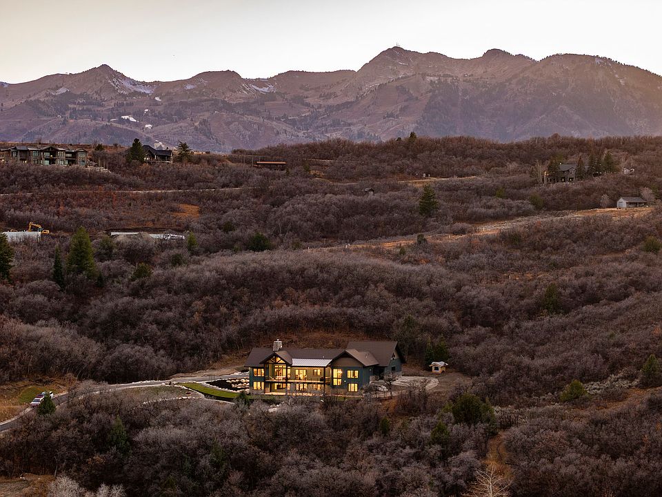 1st image of 5842 Old Snowbasin Rd