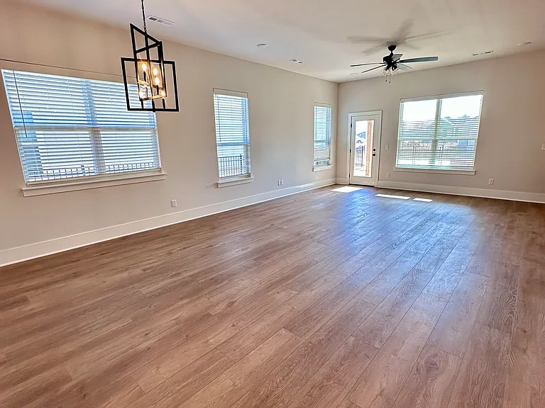 6905 Autumn Ave — Photo 3