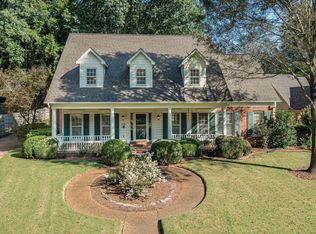 8860 E Plantation Oaks Dr, Cordova, TN 38018