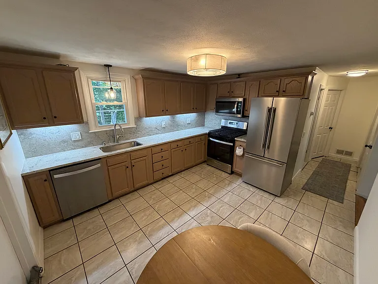 12 Lea Dr #12 — Photo 9